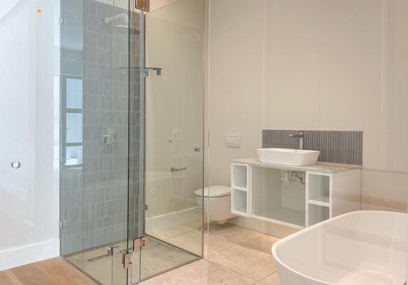 4 Bedroom Property for Sale in Oranjezicht Western Cape